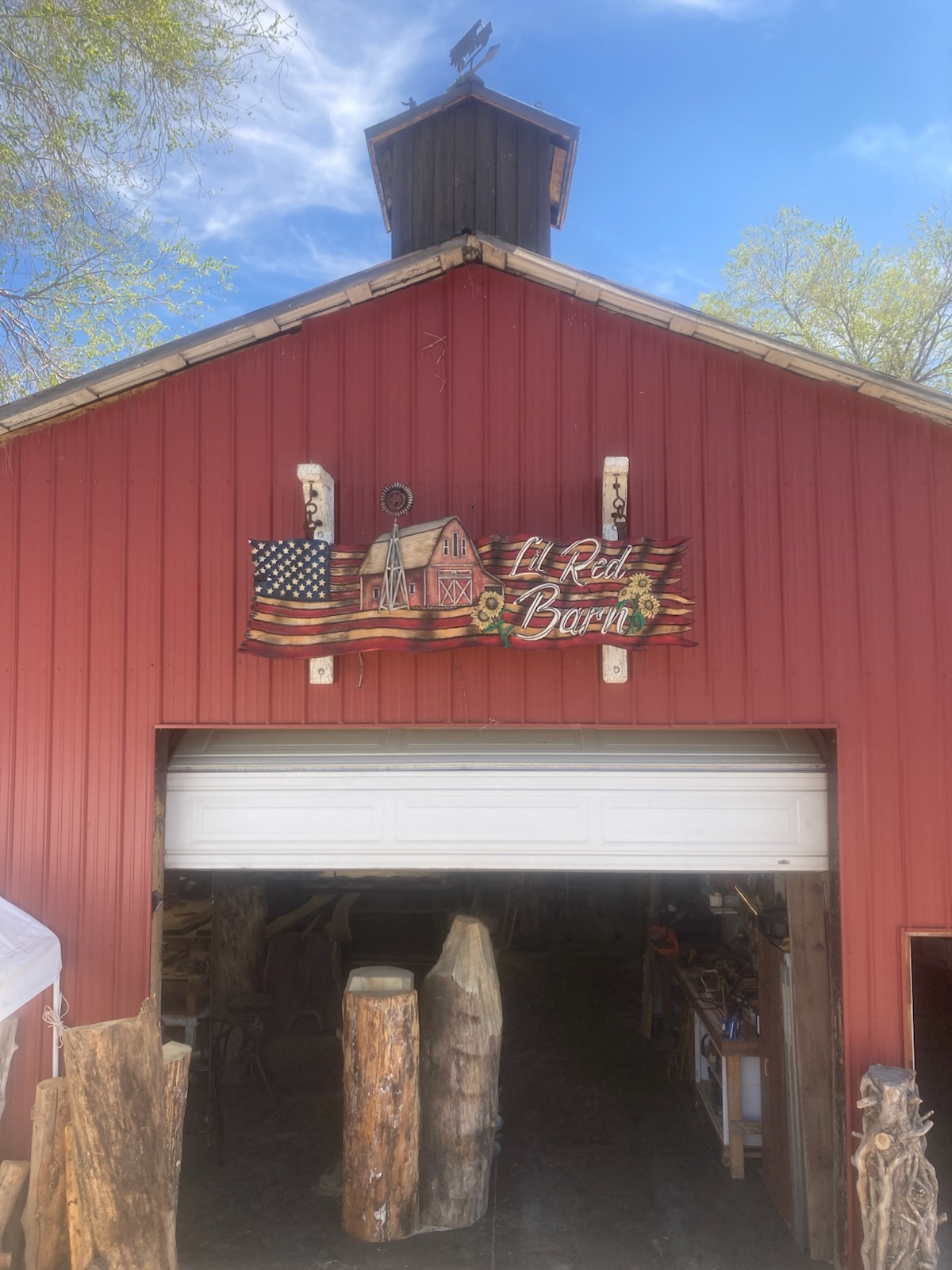 Lil Red Barn business